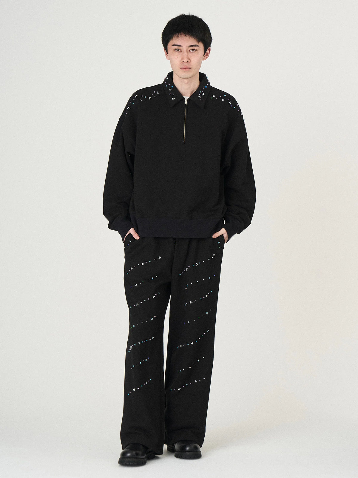 BEADS HALF ZIP SWEAT|BLACK