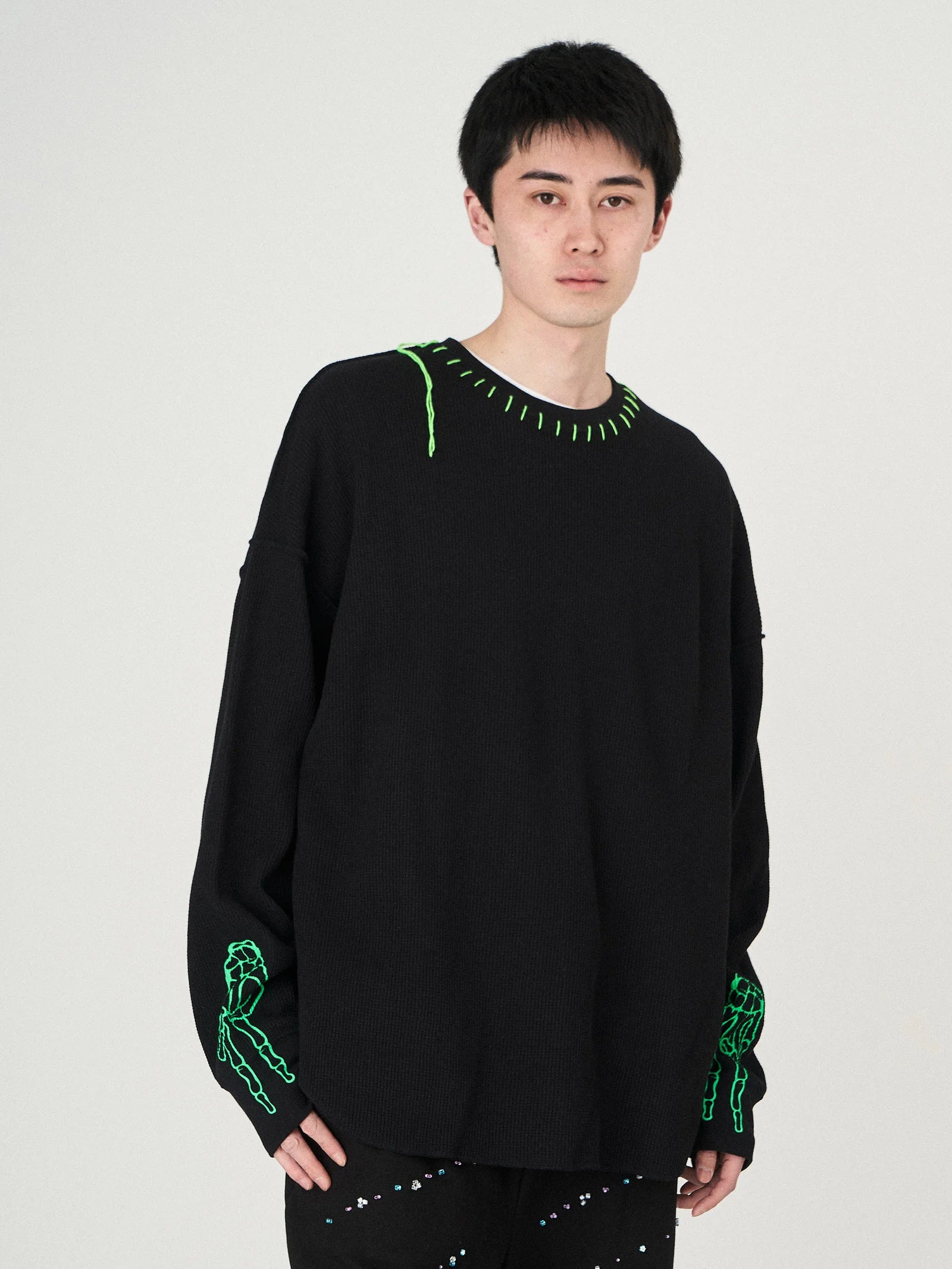 WAFFLE BONE PRINT CUTSEWN｜BLACK