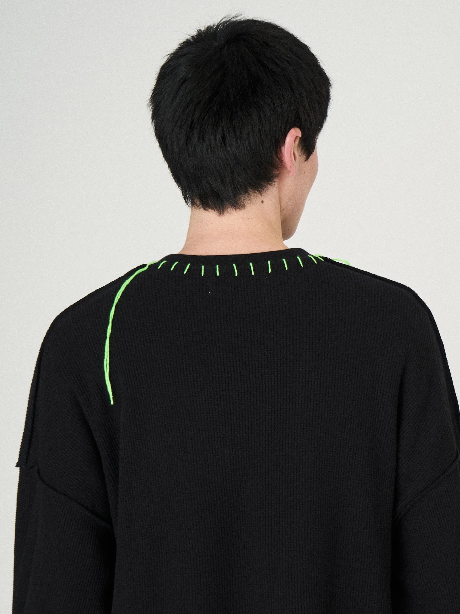 WAFFLE BONE PRINT CUTSEWN｜BLACK-thumbmail-9