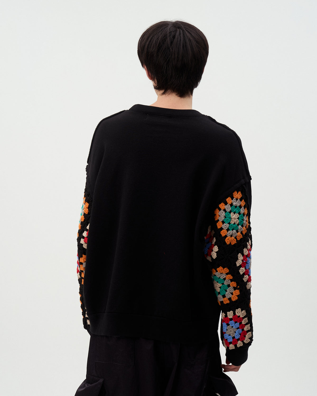 CROCHET SLEEVE SWEAT-thumbmail-11