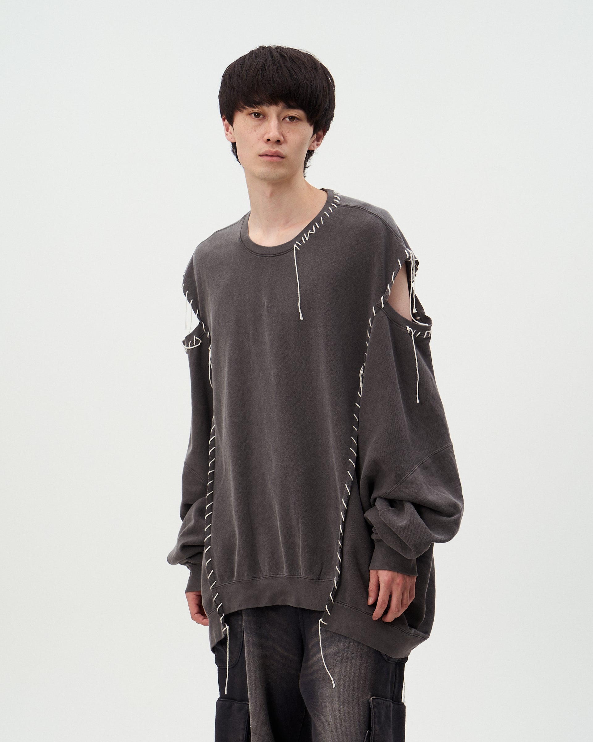 OPEN SHOULDER CUTSEWN