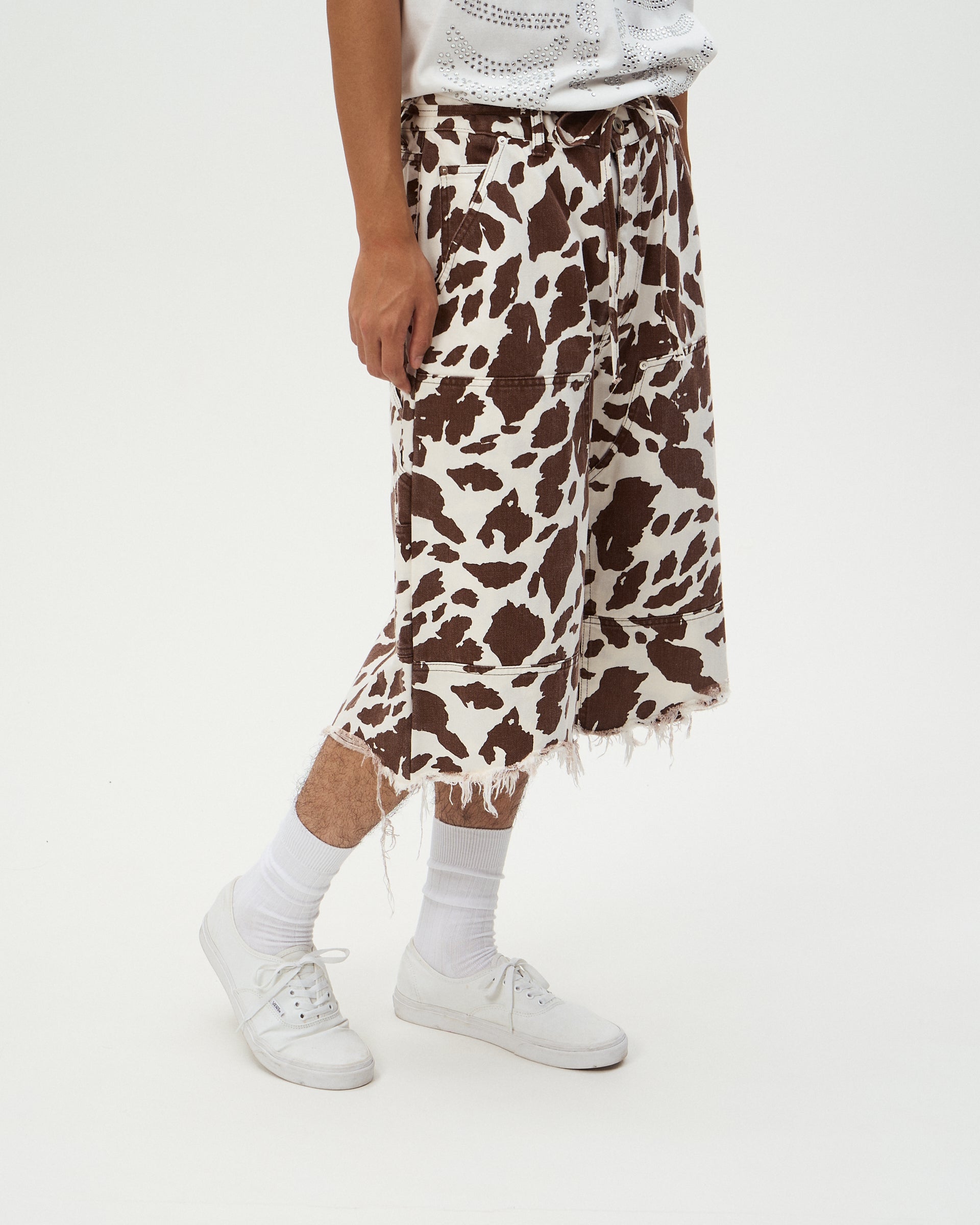 COW PRINT DOUBLE KNEE SHORTS-thumbmail-2