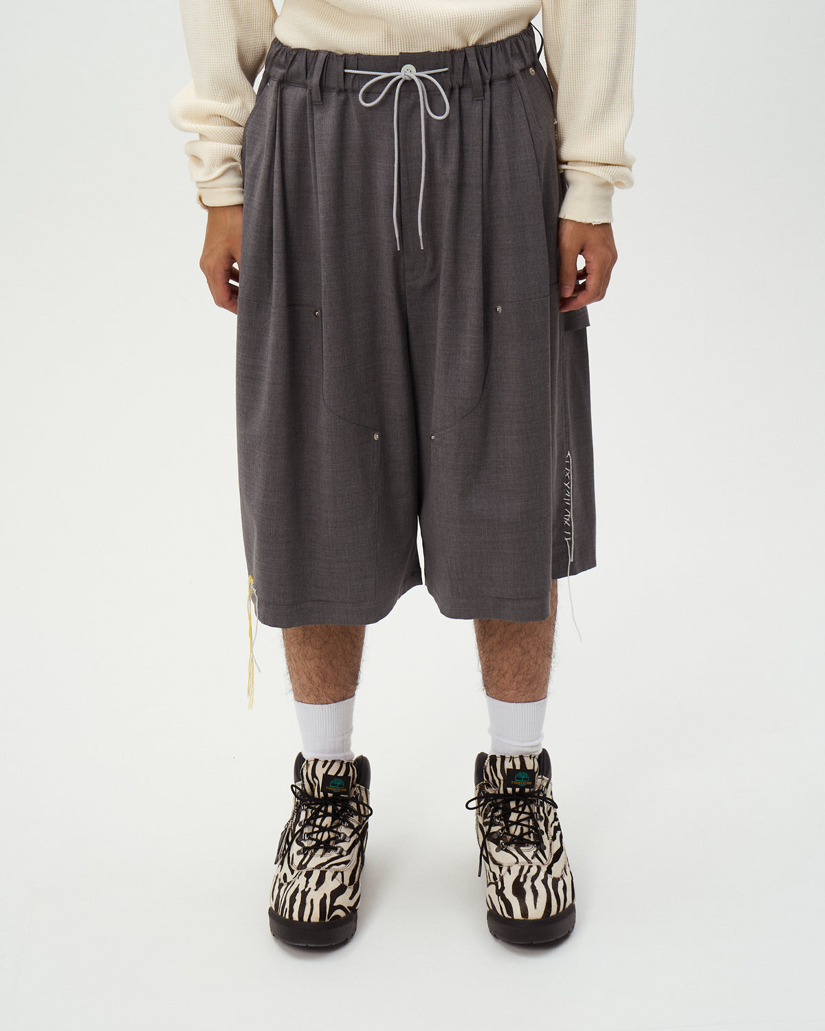 SUMMER WOOL LOOPING WIDE SHORTS– DISCOVERED