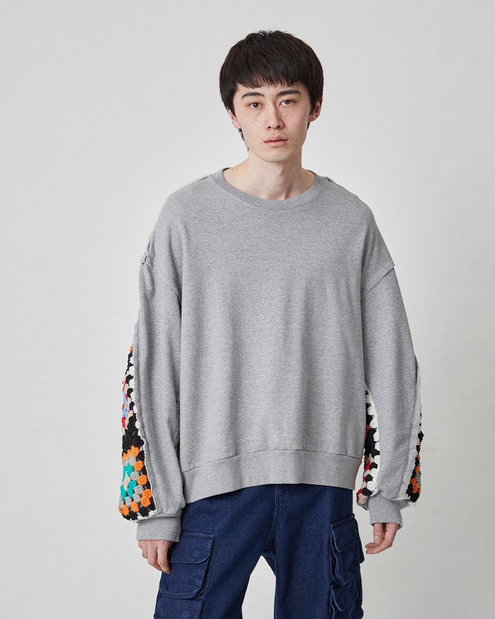 CROCHET SLEEVE SWEAT｜GRAY