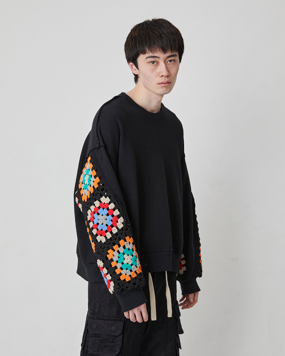 CROCHET SLEEVE SWEAT｜BLACK-thumbmail-5