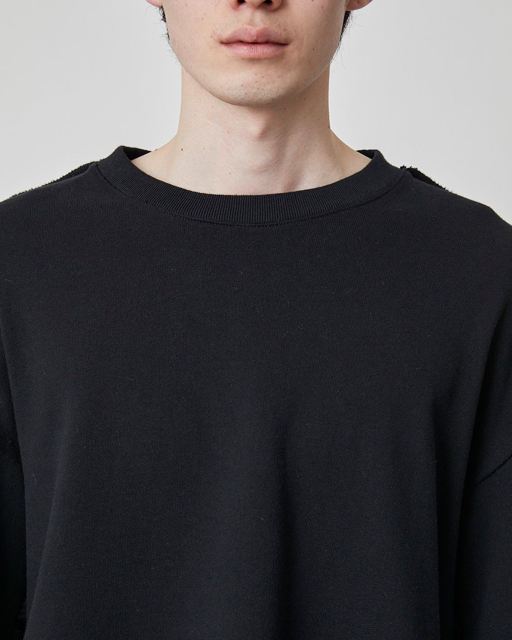 CROCHET SLEEVE SWEAT｜BLACK-thumbmail-8