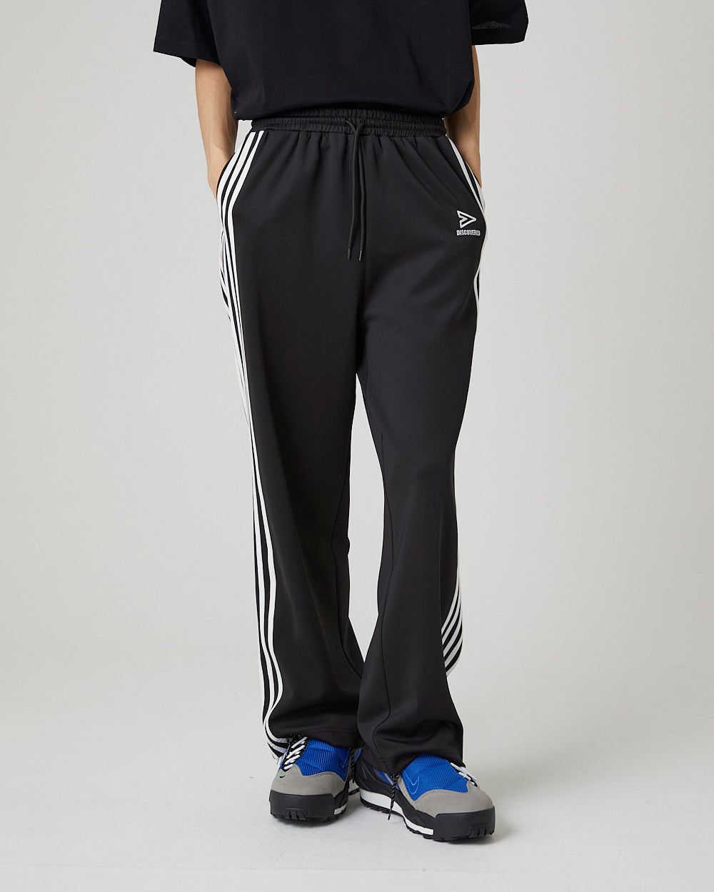 TRACK PANTS｜BLACK– DISCOVERED